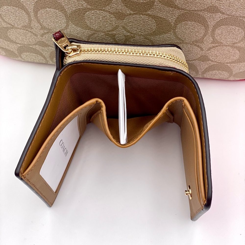 COACH JES CROSSBODY IN SIGNATURE CANVAS AND Wallet - Picture 8 of 15